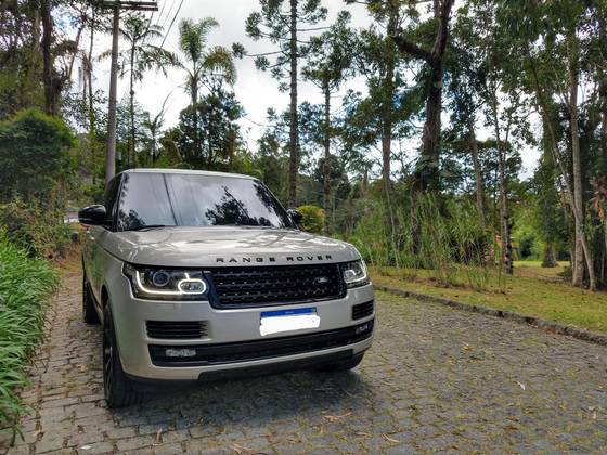 LAND ROVER RANGE ROVER VOGUE 4.4 AUTOBIOGRAPHY SDV8 4X4 TURBO DIESEL 4P AUTOMÁTICO